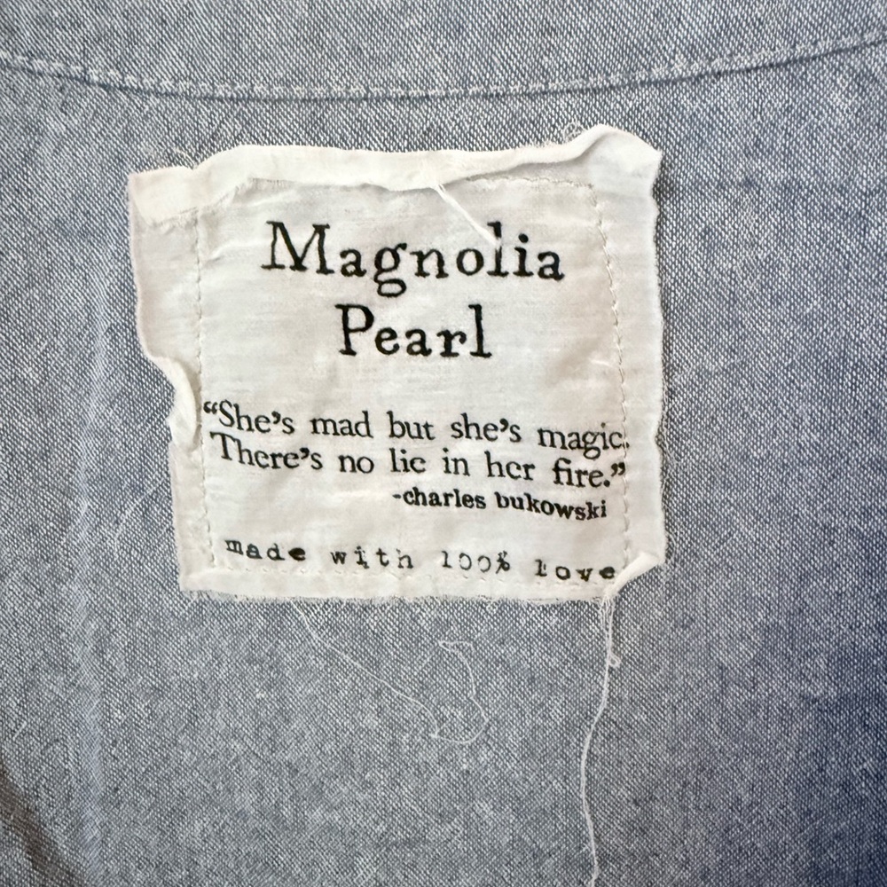 Magnolia Pearl Light Blue V-Neck Blouse - Picture 4 of 4